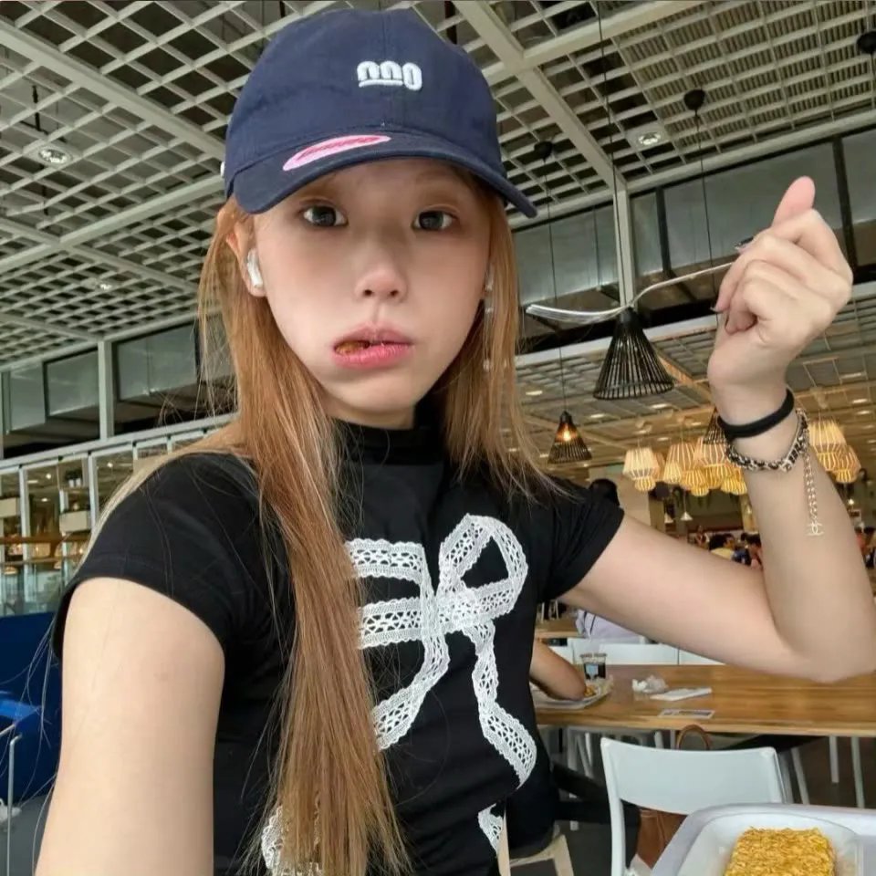 四月的女儿